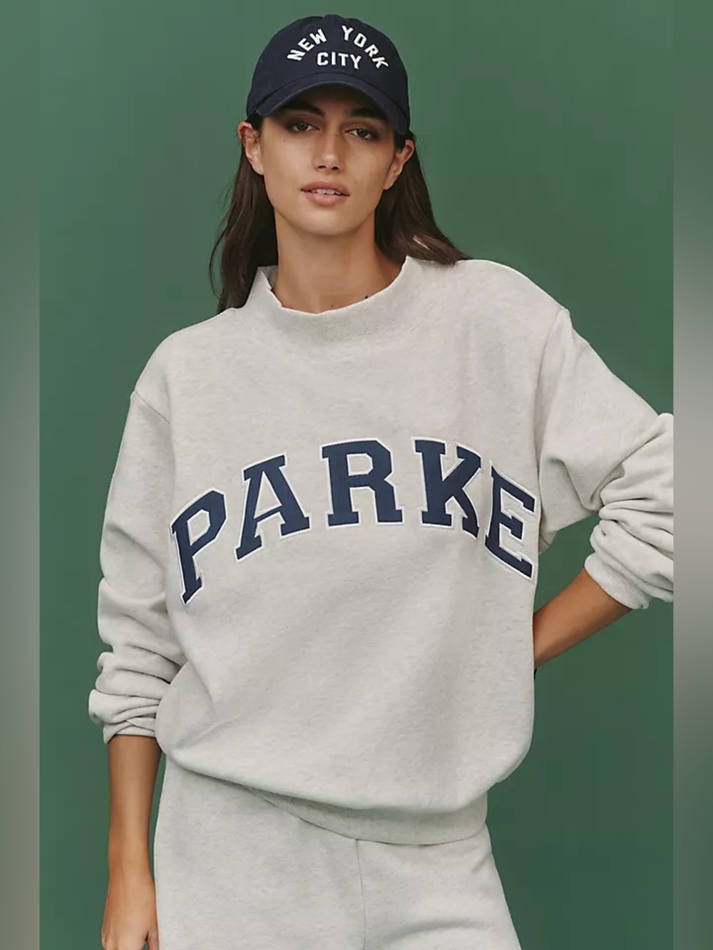 PARKE Light Gray Crewneck Sweatshirt - Cozy Women's Sweater